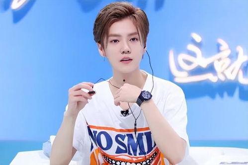 路晗的家庭背景,出身名门,砥砺前行的人生传奇