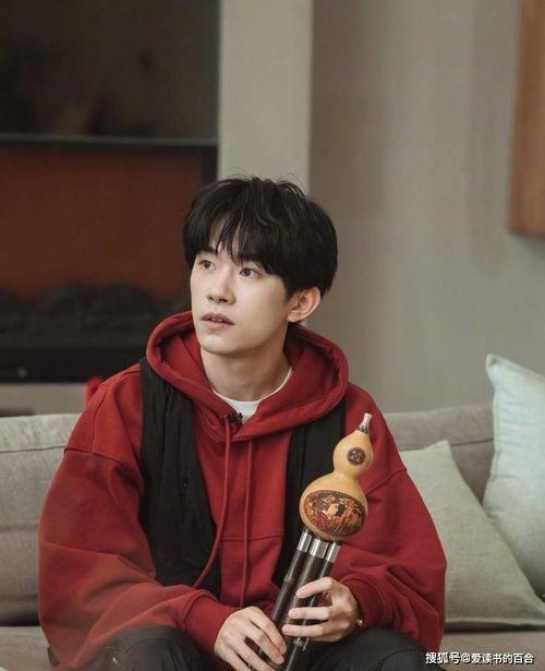 易烊干玺家庭背景,出身平凡，砥砺前行，成就非凡人生